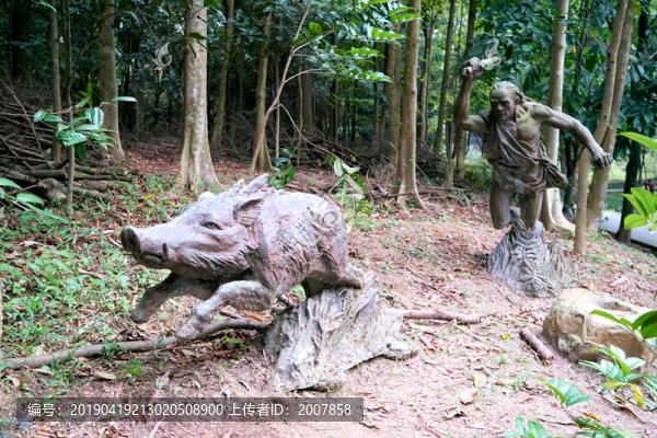 原始人狩獵雕塑