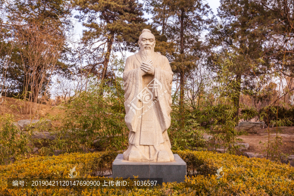 孔子雕像