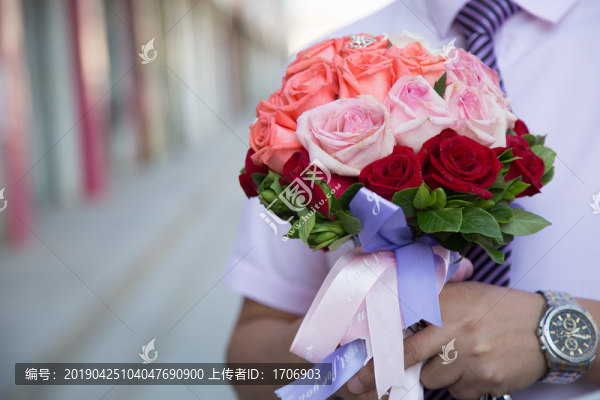 手捧花