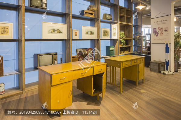 復(fù)古家具店