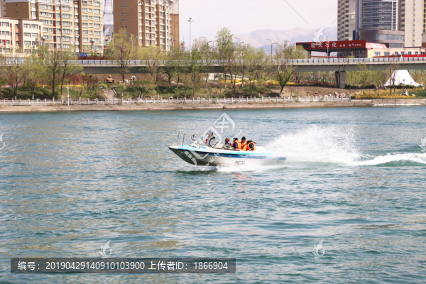 汽艇水上運動