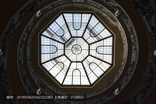 梵蒂岡博物館花窗