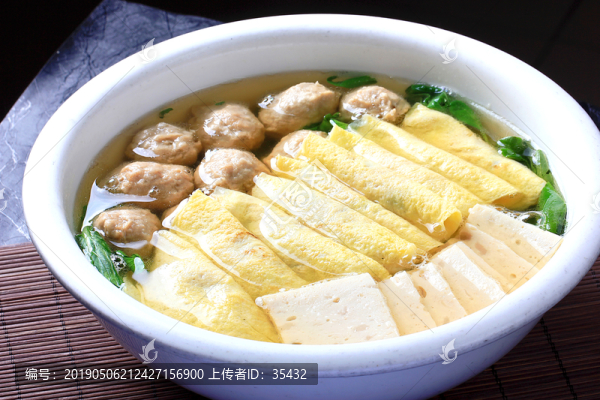 燴三鮮