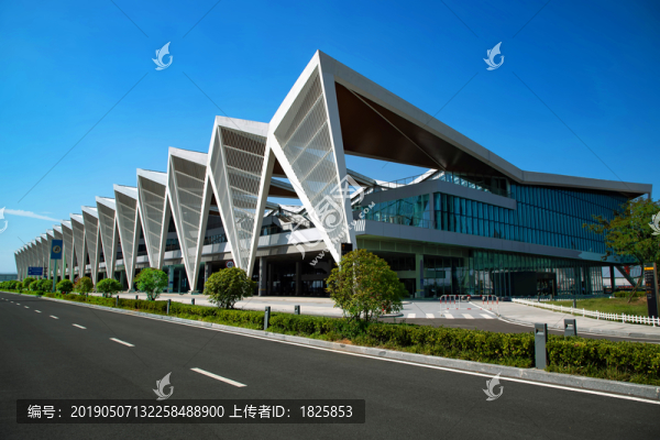 青島郵輪母港