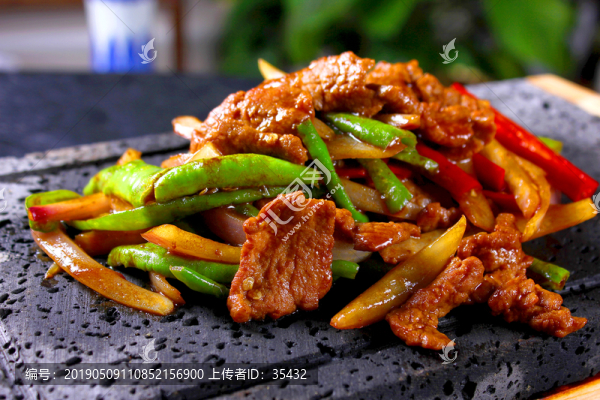尖椒炒肉