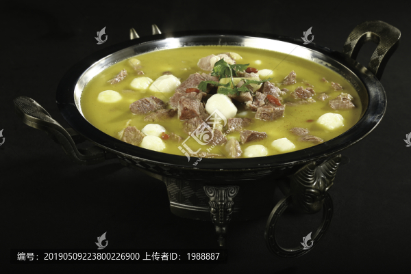 滋補(bǔ)羊肉魚丸鍋