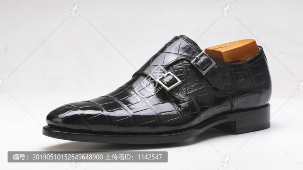 男士皮鞋