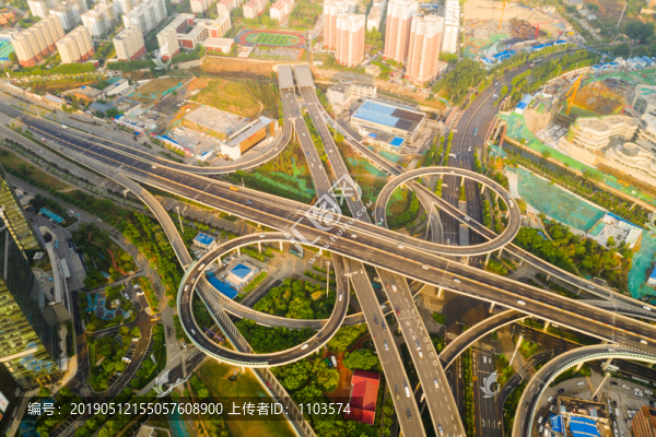 濟(jì)南濟(jì)南英雄山立交橋04