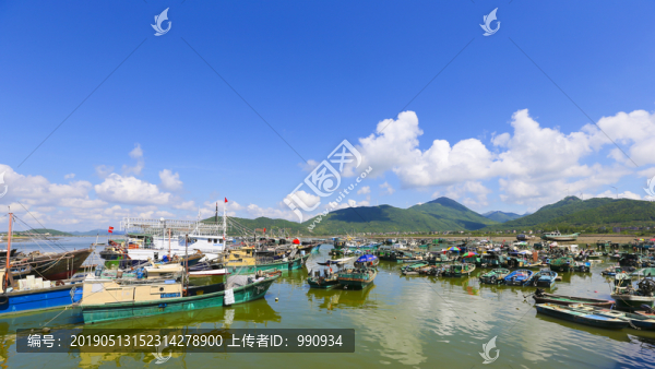 漁港
