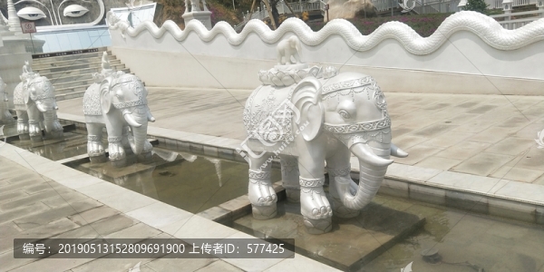 云南大銀塔風(fēng)光