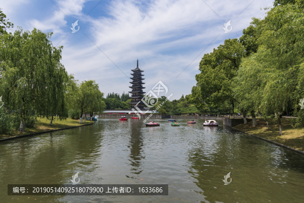 方塔公園