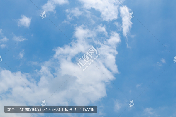 藍(lán)天白云