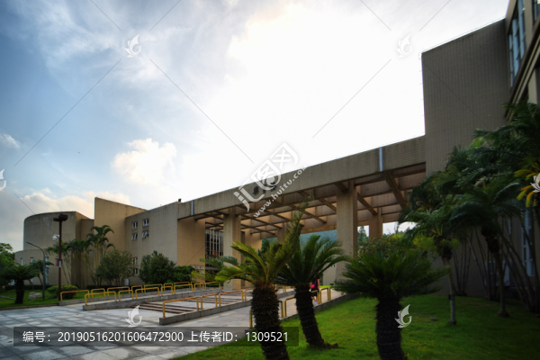 北京師范大學(xué)珠海校區(qū)樂育樓