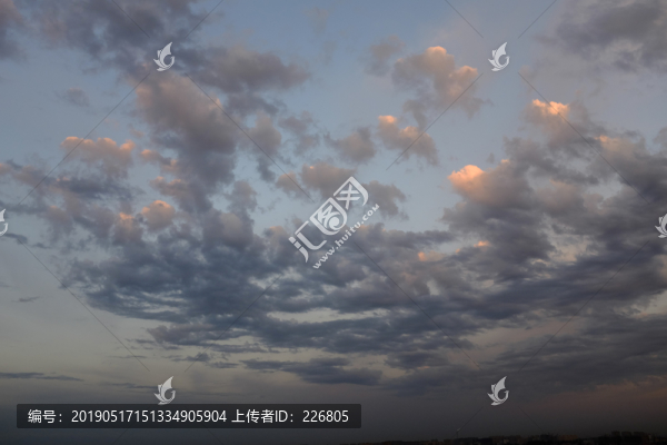 天空