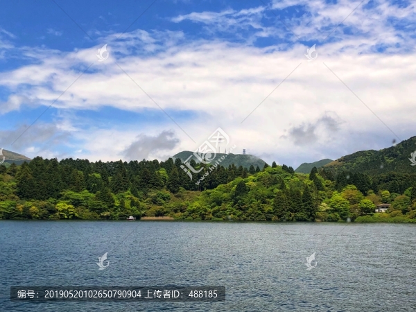 日本蘆之湖景色