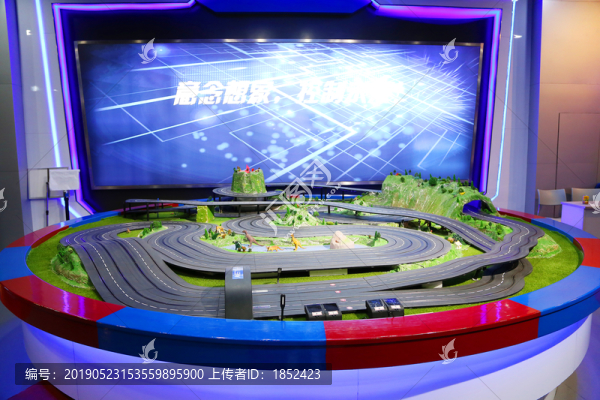 玩具賽車跑道