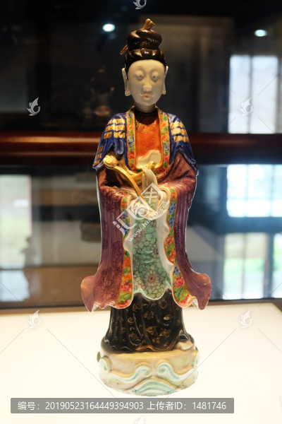 廣彩麻姑道教女神立像