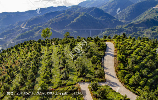 山巒風(fēng)光