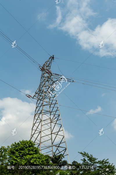 電線塔