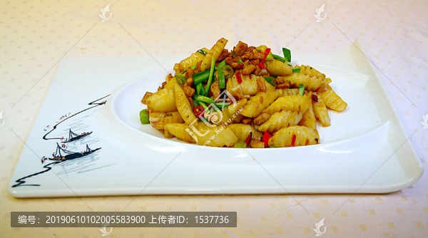 肉丁燒山藥
