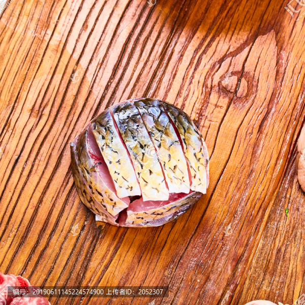 生魚(yú)肉