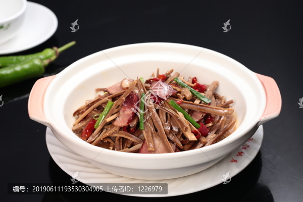 農(nóng)家煙筍