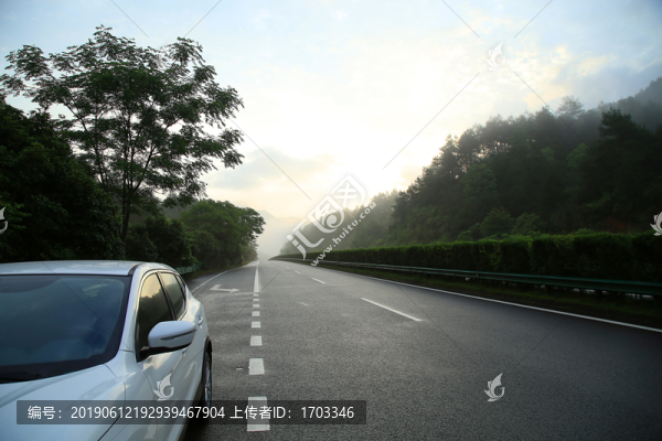唯美高速公路