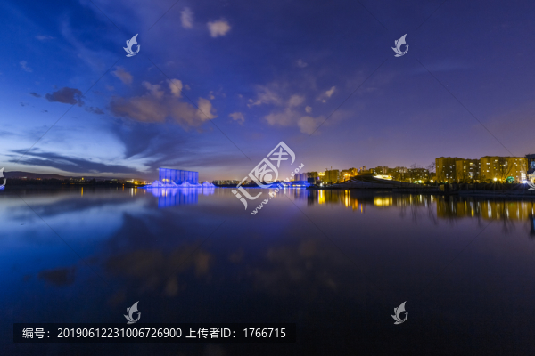 中國山西太原晉陽湖夜色風(fēng)光