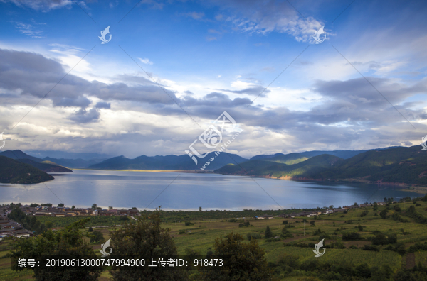 麗江朝霞