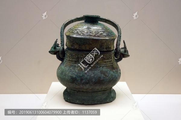 西周青銅卣