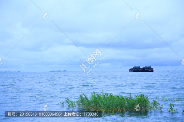 湖泊