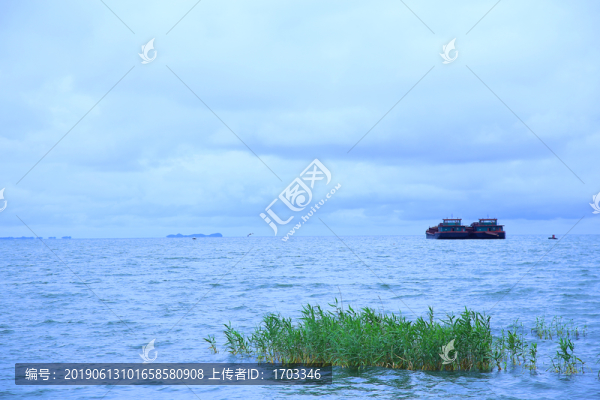 湖泊