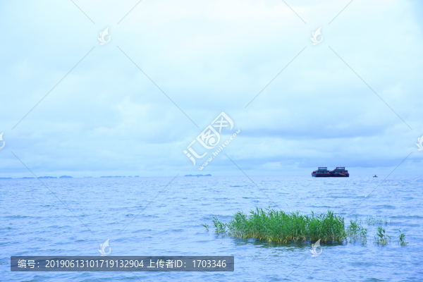 湖泊