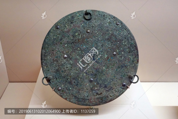 戰(zhàn)國嵌金銀綠松石青銅鏡