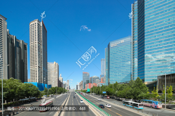北京街景北京建國路