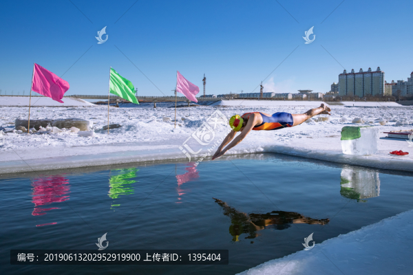 冬泳英姿
