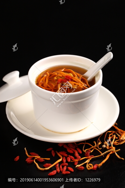 蟲(chóng)草花肉汁湯
