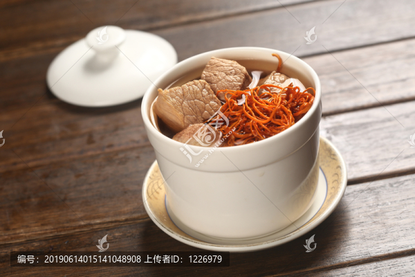 蟲草花瘦肉湯