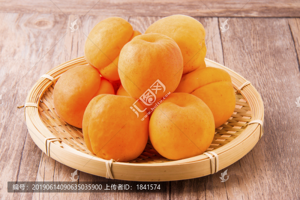 麥黃杏