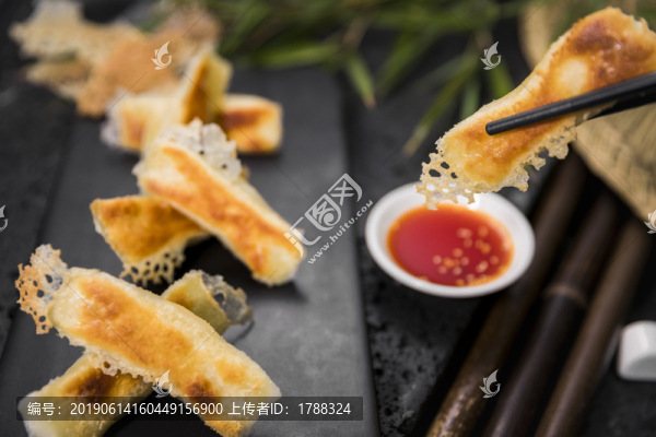 家常鍋貼餃4