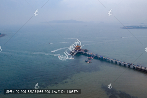 航拍青島棧橋