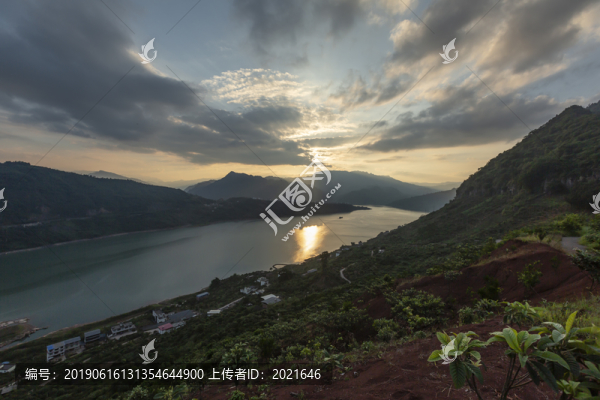 金沙江風(fēng)光