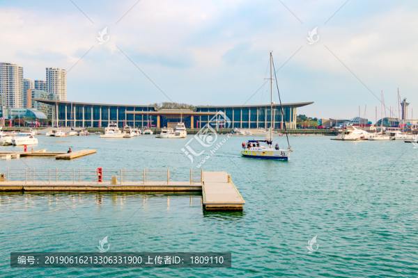 帆船港口