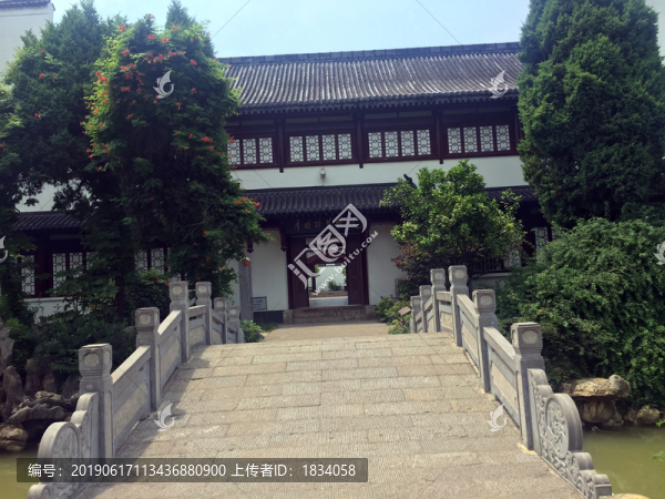 李時(shí)珍紀(jì)念館