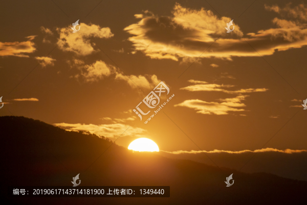太陽落山了
