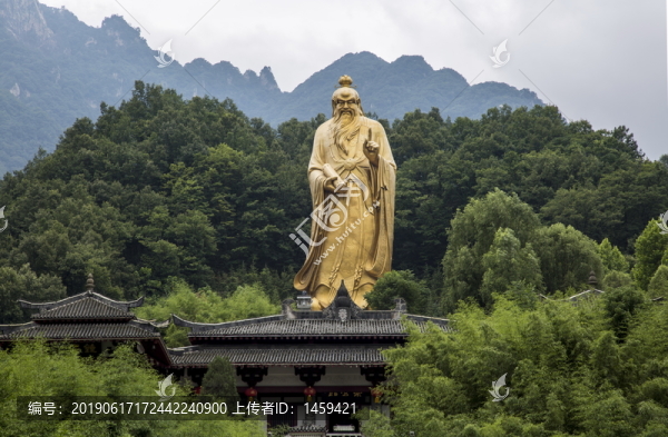 老子像