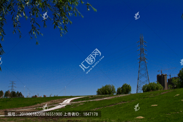 綠地小路電塔