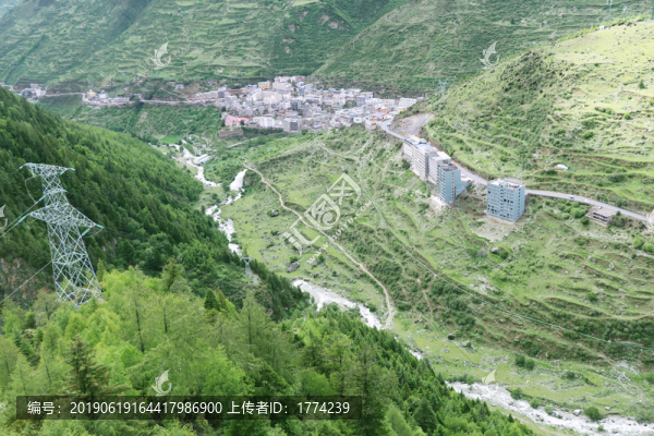 山村