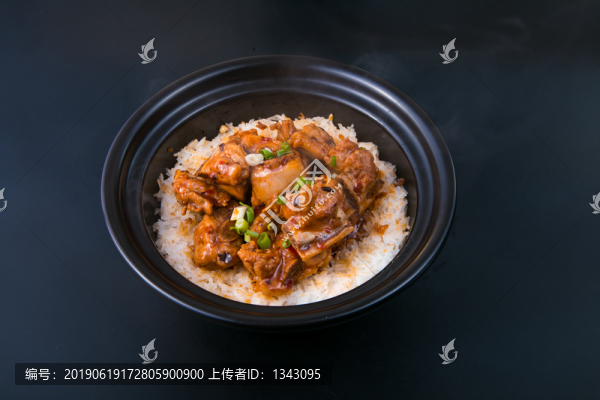 紅燒排骨蓋澆飯煲仔飯