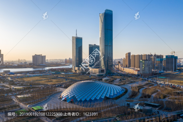 天津?yàn)I海新區(qū)于家堡車站